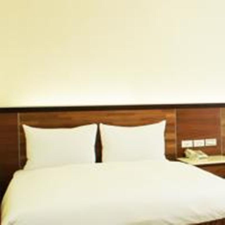 Puyisy Business Hotel Sin-ču Exteriér fotografie